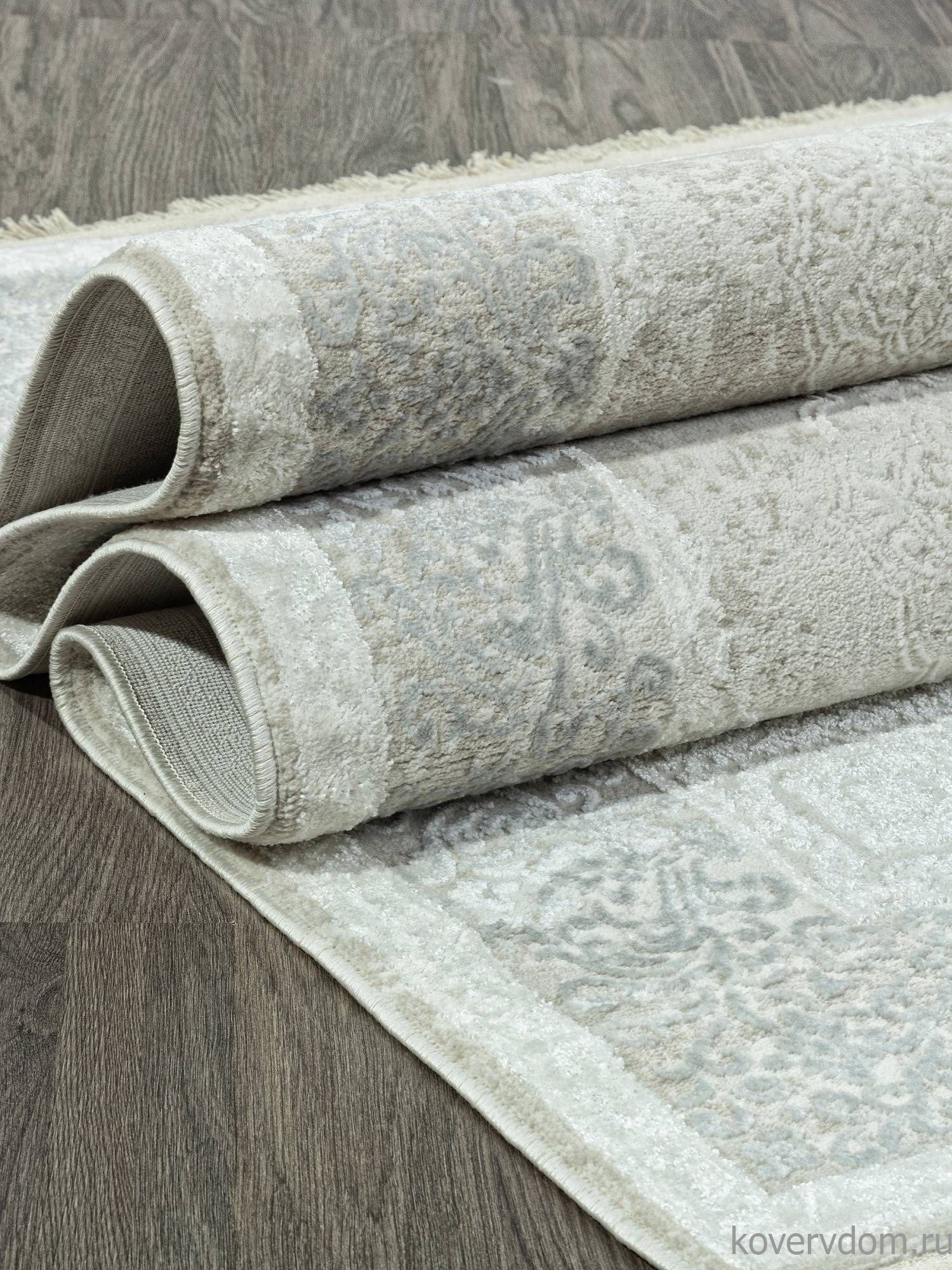 Ковер RUBI 26702A CREAM / BEIGE